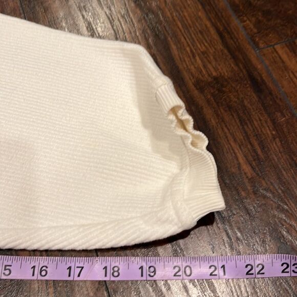 Vintage Walt Disney World White Mickey Sweater Sweatshirt Size XL Ribbed Texture - Picture 8 of 8